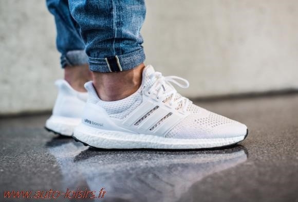 ultra boost blanche et rouge