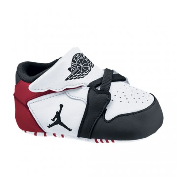 basket jordan bébé
